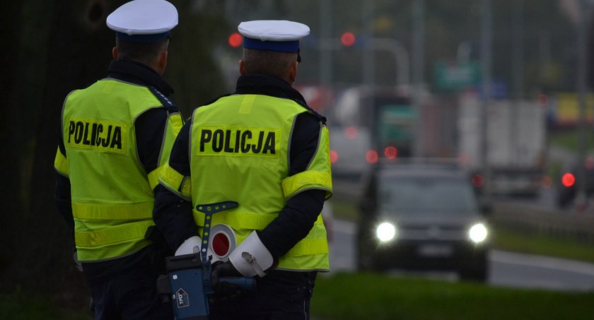 Przed nami długi weekend - policja prosi o rozwagę