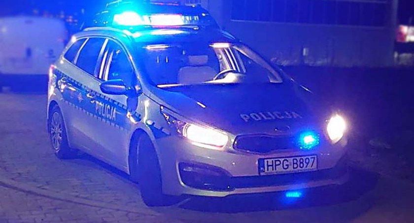 Policjanci pomogli bezdomnym w Nowym Targu - otrzymali podziękowania