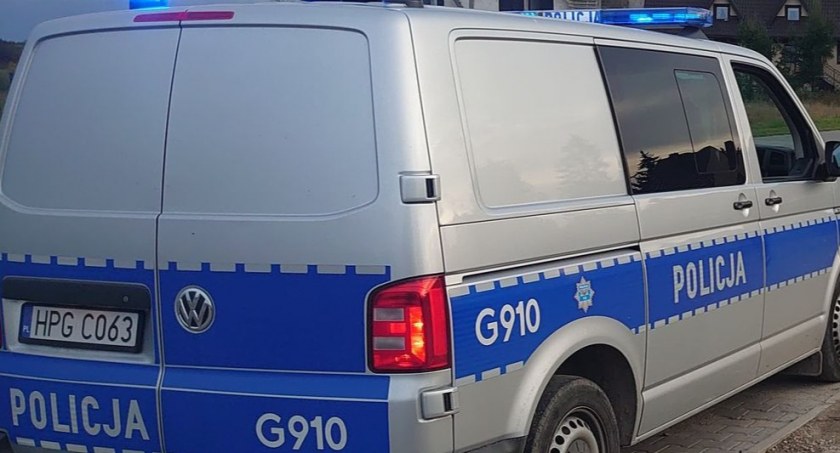 Powiadomił policję, że nie radzi sobie z życiem i zapłacił 500 zł