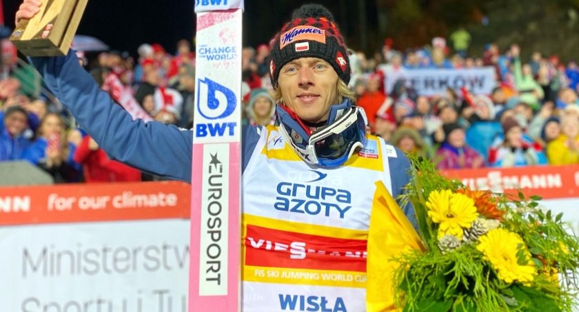 Dawid Kubacki wygrywa konkurs w Titisee-Neustadt