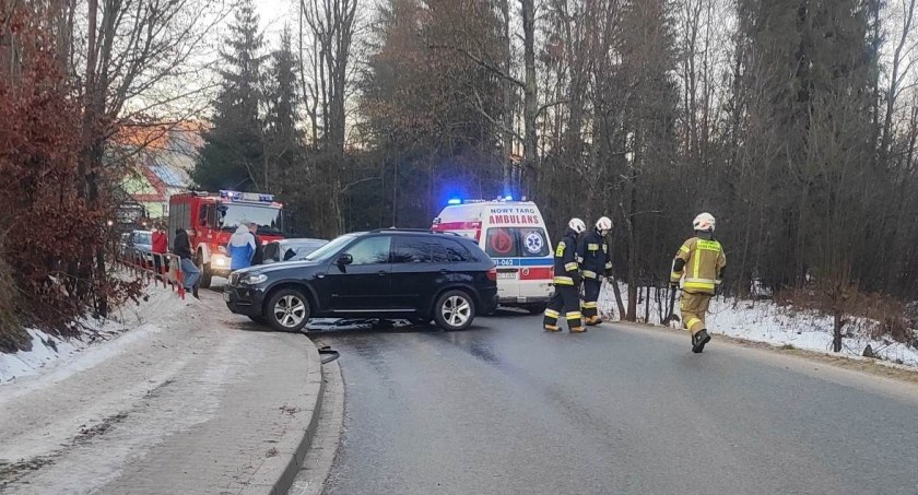 Dwoje dzieci poszkodowanych podczas zderzenia w Sieniawie