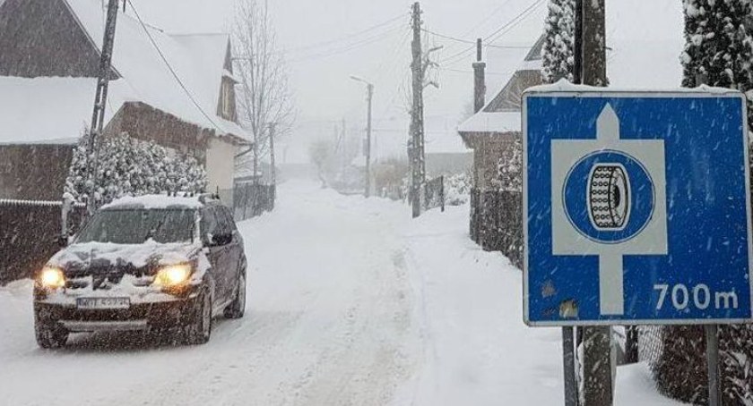 W góry tylko na „zimówkach”, czasem potrzebne są łańcuchy
