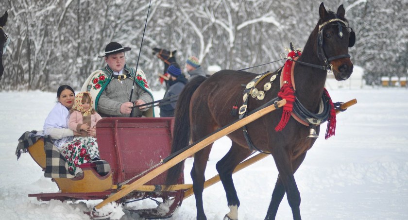 Parada gazdowska i kumoterki w Białym Dunajcu 