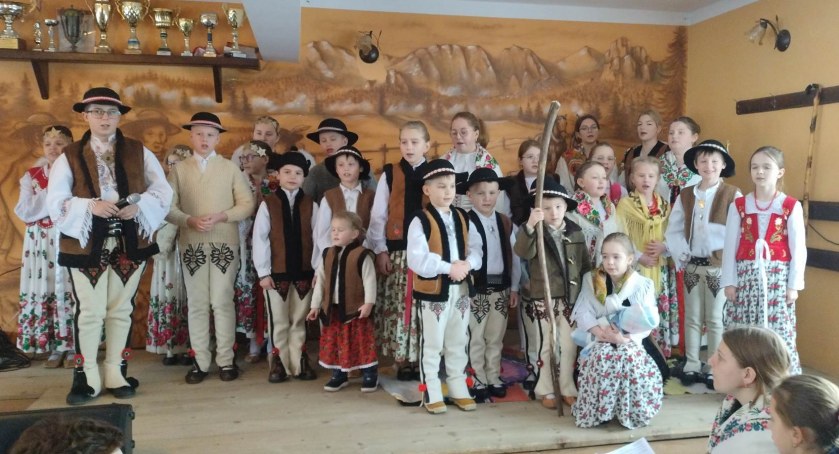 Charytatywne jasełka w Koniówce dla Filipka