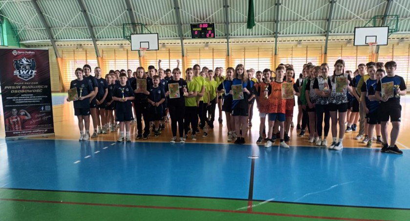Igrzyska Dzieci Ośrodka Sportowego Nowy Targ w piłce ręcznej chłopców