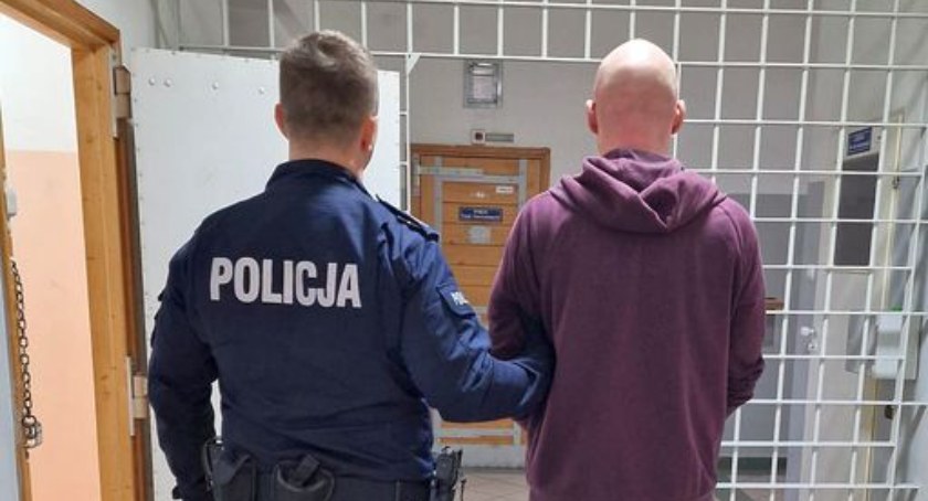 Udawał policjanta - teraz jest oskarżony