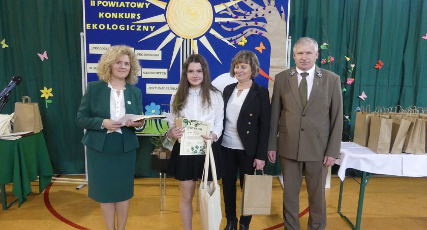 Ekologia i ochrona środowiska w małopolskich parkach narodowych jest nam bliska - II powiatowy konkurs ekologiczny w Podsarniu
