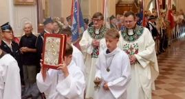 Ks. Kazimierz Duraj pożegnany przez parafian w Szafl&hellip;