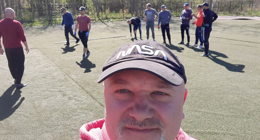 Boisko przy Kukuczki dla RAP Radomsko: społecznicy sami zakasali rękawy. Pomożesz?