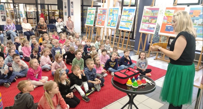 MBP: Rozpoczynamy Tydzień Bibliotek. Na początek Warsztaty Bajanki. W programie spotkania i wystawy, a w sobotę majówka