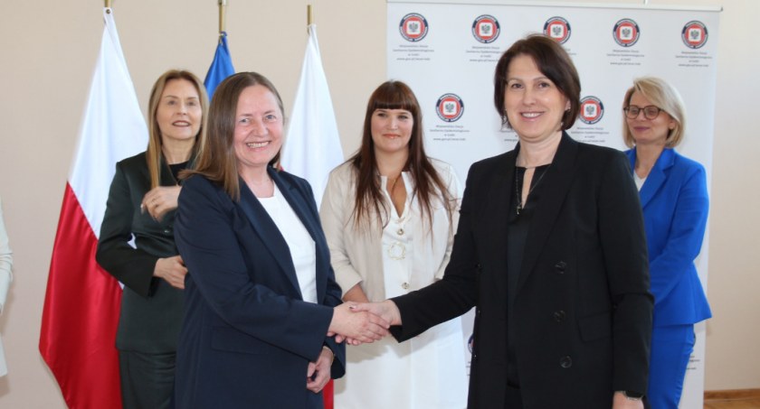 Marzenna Dłubak odebrała nominację na stanowisko Powiatowego Inspektora Sanitarnego w Radomsku
