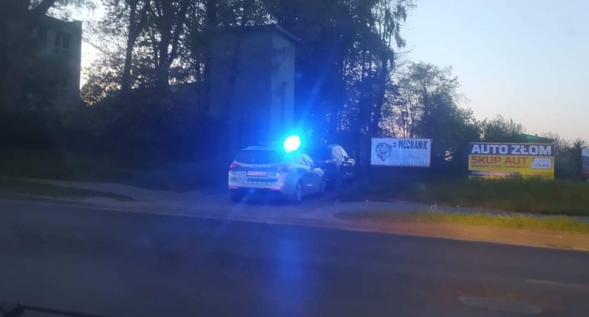 Kolizja na chodniku na ulicy Brzeźnickiej. Doszło do zderzenia dwóch rowerzystów. Jeden z nich ma 11 lat