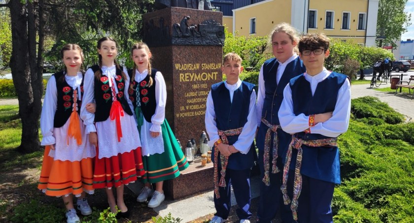 Obchody dnia patrona w Reymontówce na Bugaju. Władysław Reymont miałby powody do dumy