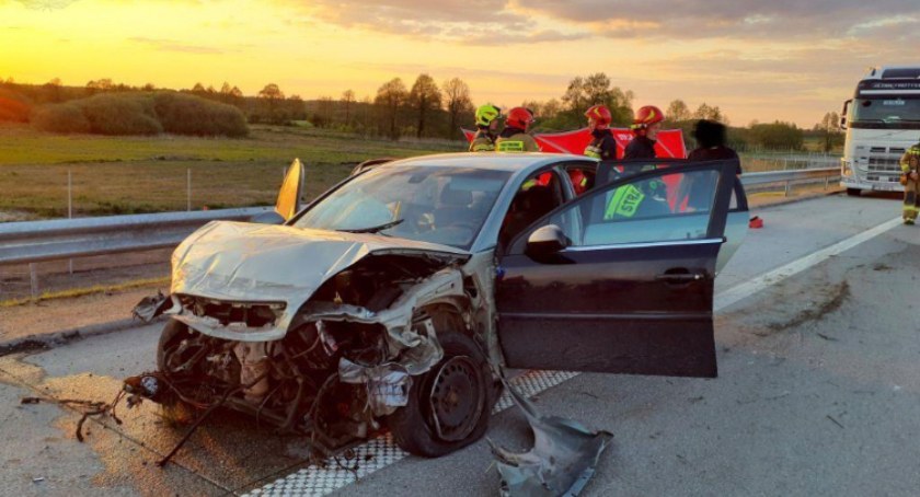 [Pilne] Wypadek na autostradzie A1. Trasa całkowicie zablokowana. Jedna ofiara śmiertelna