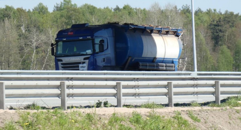 Autostrada A1. Naprawią nawierzchnię między Kamieńskiem a Piotrkowem Trybunalskim. Trzeba się liczyć z utrudnieniami w ruchu