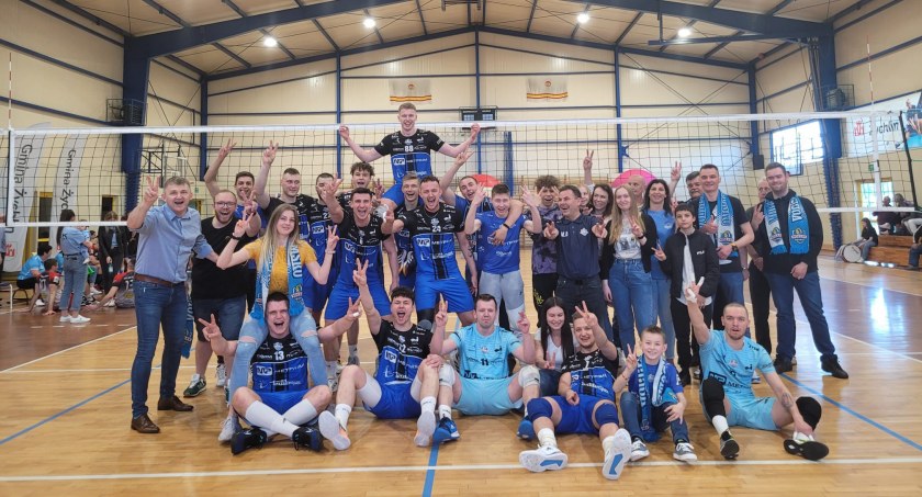 Sukcesy siatkarzy i siatkarek KS Volley Radomsko. A to przecież bardzo młody klub