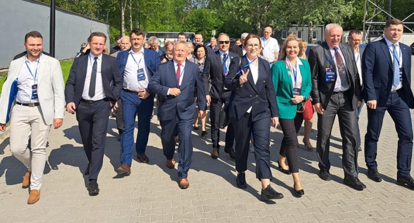 Łuszczyn: Wasz głos? Liczy się tylko przy urnie, nie łudźcie się [Komentarz]