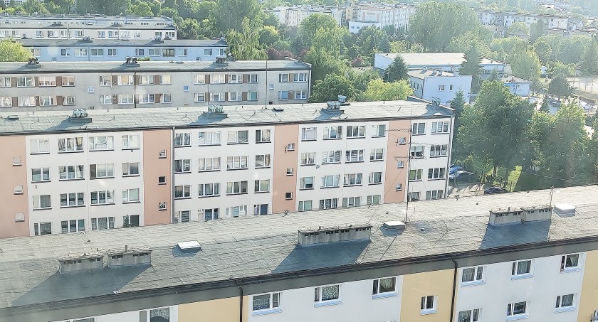 Na co skarżą się sąsiedzi? Nie tylko na sąsiada. „Panie kochany, gaz się ulatnia, przyjeżdżajcie. Gaz z kapusty
