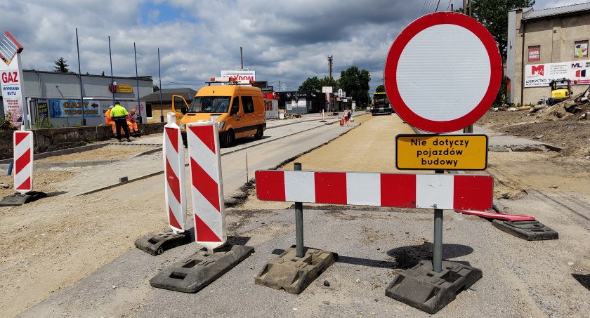 Starostwo informuje: Remont Krasickiego nie zakończy się w terminie. Pojawiły się niezależne od nas okoliczności
