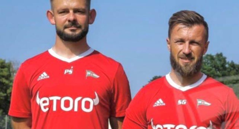 W ostatnim meczu ligowym RKS poprowadzi Mateusz Walaszczyk. Klub potwierdza, że trener Ściebura przenosi się do Lechii Gdańsk