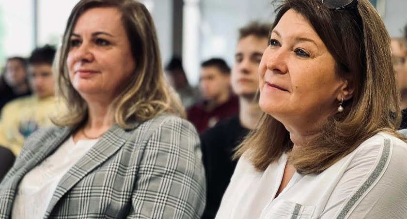Mechanik w zawieszeniu, nie wiadomo, kto będzie dyrektorem. Nastroje wśród grona pedagogicznego nie są najlepsze