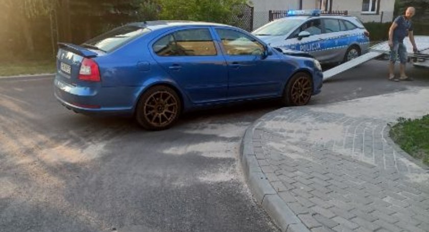 Wypadek na ulicy Gołębiej na Kowalowcu, ciężarna odwieziona do szpitala