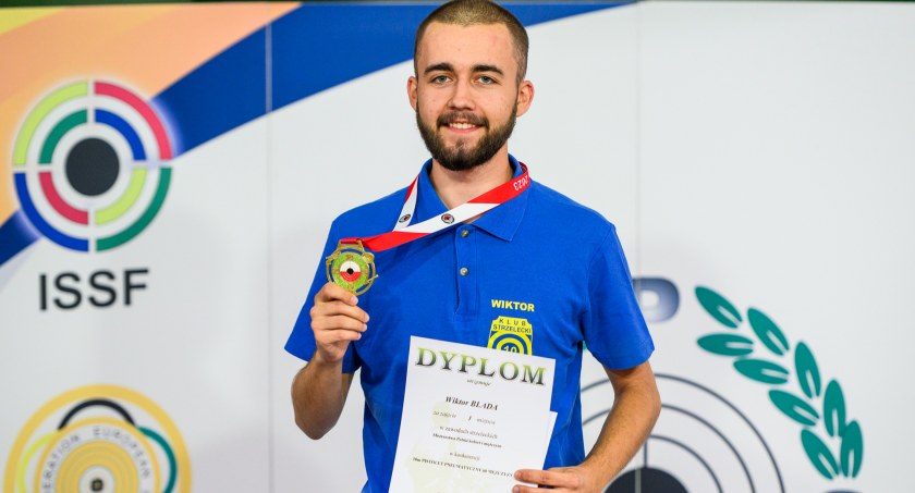 Złoto dla Wiktora Blady! Zawodnik klubu 10-ka stanął na najwyższym stopniu podium Mistrzostw Polski