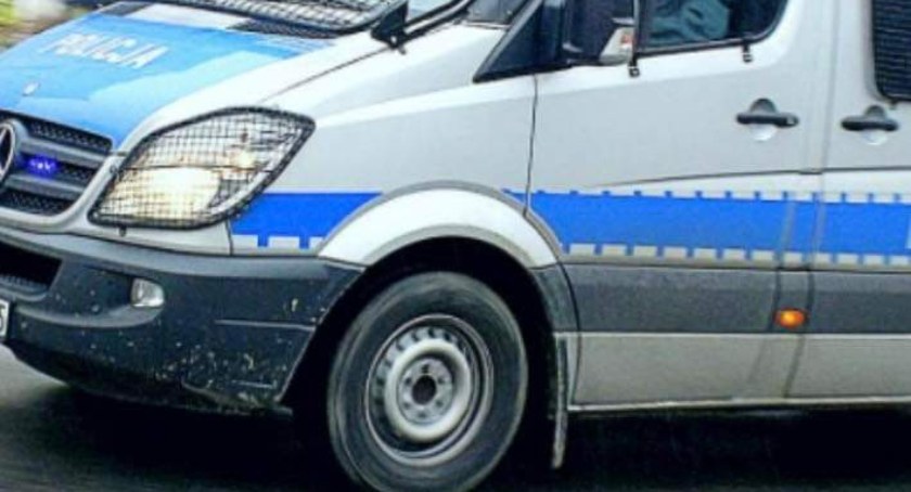 Dąbrowa w gminie Kamieńsk. Kierowca ciężarówki potrącił 70-letnią rowerzystkę 