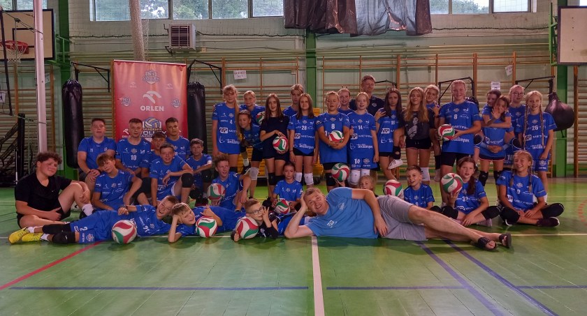 Paweł Kowalczyk wciąż trenerem siatkarzy METPRIM Volley Radomsko