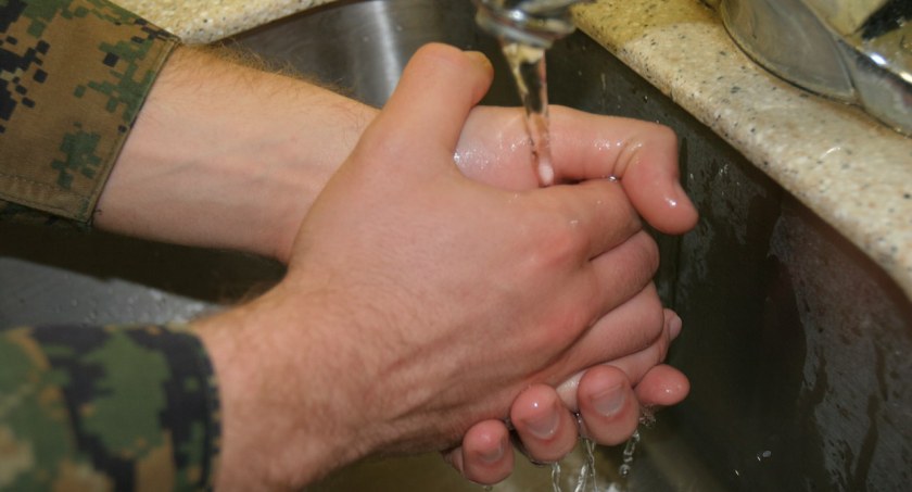 Obsesja czystych rąk: Kilkadziesiąt lat z mysofobią. Radomszczanie też na to chorują