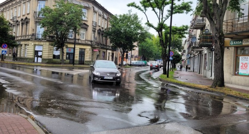 Urząd miasta: Nie zaczniemy remontu Reymonta, zanim Krasickiego nie będzie gotowa. Będzie spotkanie z wykonawcą