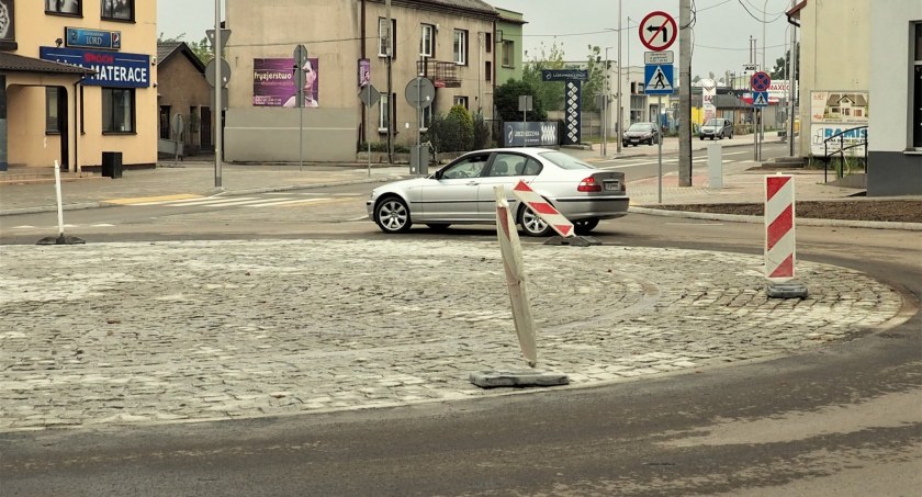 Rondo i ulica Krasickiego gotowe. Kierowcy już korzystają. Wszystko kosztowało 7 milionów zł