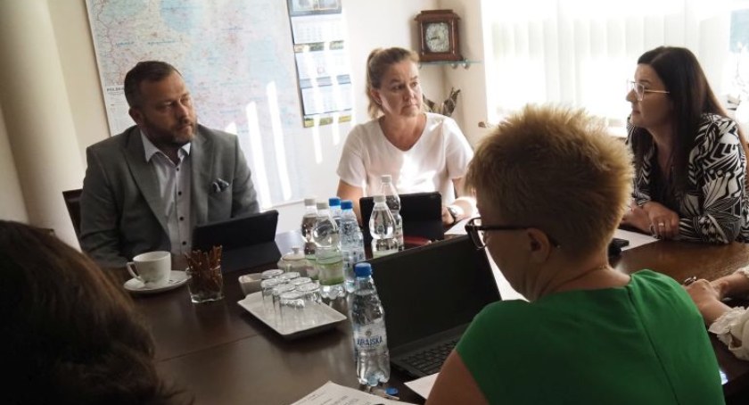 Nowe rządy w Mechaniku. Wicestarosta Małgorzata Lewandowska: Dyrektor oficjalnie zostanie przedstawiona 1 września