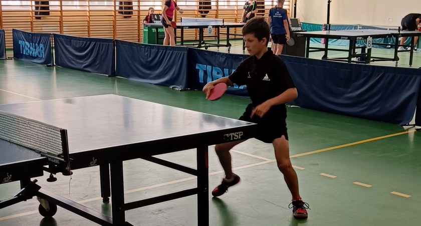 Tenis stołowy. Dobry występ tenisistów UMLKS Radomsko