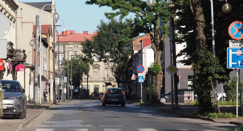Miasto seksu, biznesu i kebabów. Rozpoczyna się remont kolejnego odcinka Reymonta