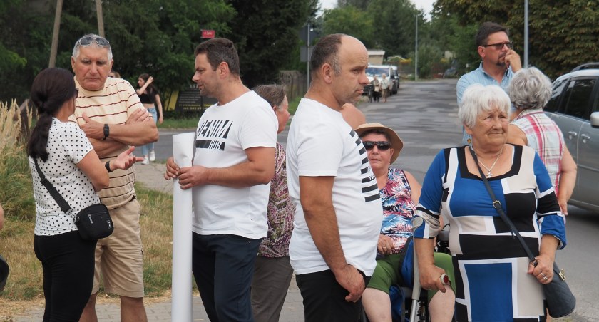 Nowak komentuje: „Powołajmy komitet obywatelski, ustalimy dyżury i będziemy przeczesywać BIP