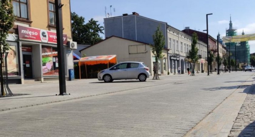 [Tylko w Gazecie] 30-tysięczne Radomsko i 75-tysięcy powiat. Demografowie pokazali najnowsze prognozy