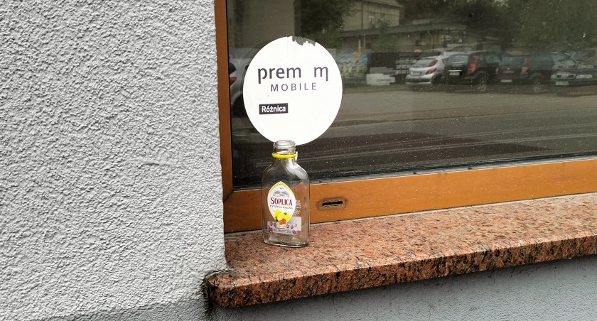 Nawet święci nie pomogą. Alkoholowe eldorado w Radomsku i powiecie