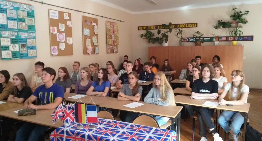 Dzień Języków Obcych zagościł w II LO już po raz drugi. Tym razem licealiści brali udział w dwudniowej akcji językowej