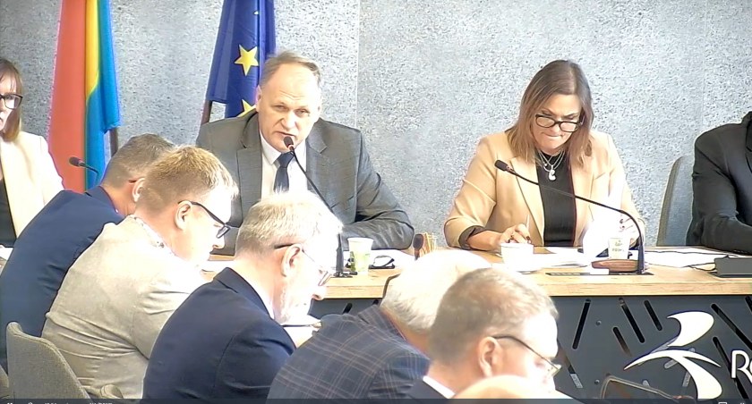 Jarosław Ferenc: Zwrócił się do nas pan Arkadiusz Mularczyk, żeby wesprzeć działanie rządu. Radomsko w czasie wojny też poniosło straty