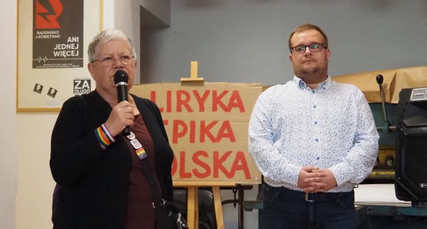 [WIDEO] Babcia Kasia na otwarciu wystawy „Sztuka publiczna, czyli Obywatelska Sztuka Protestu