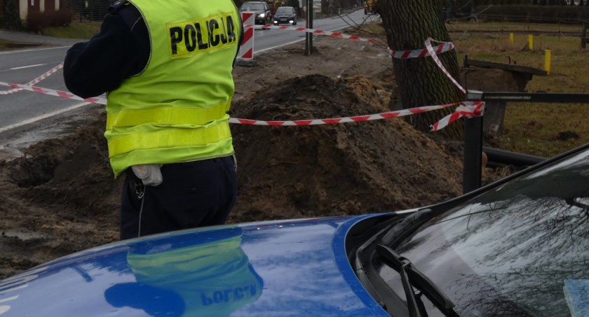 53-letni kierowca toyoty zatrzymany na ulicy Tysiąclecia. Mężczyzna był pijany