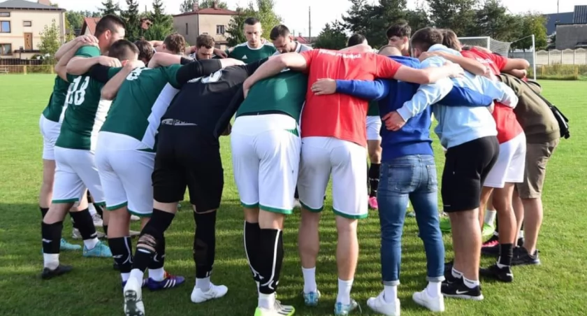 Marcin Bryś: Niewykorzystane sytuacje się mszczą. A derby powiatu dla Polonii Gorzędów. I to wyraźnie