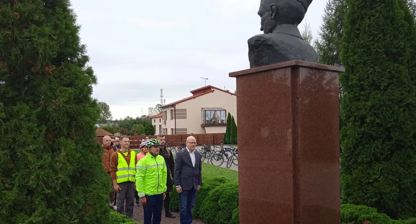 Pojechali dla Ani Zbierańskiej, licealistki, która walczy z nowotworem. Były zawody łucznicze i inne atrakcje