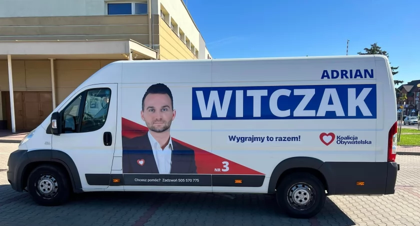 Ile kosztuje kampania? Adriana Witczaka same spoty na FB kosztowały minimum 26.750 zł. A limit partyjny to 25.000