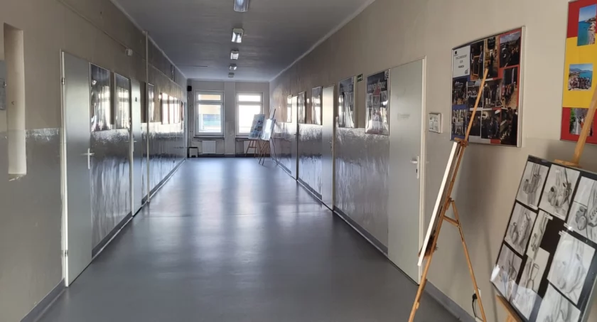 Czarna dziura na lekcjach religii: w pierwszych klasach wypisuje się dziesięć razy więcej uczniów, niż dwa lata temu