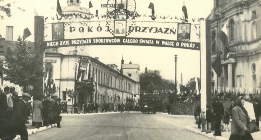 Zemsta kłusownika. Oddał do gajowego trzy strzały z rewolweru [Historia Gazetą pisana] 