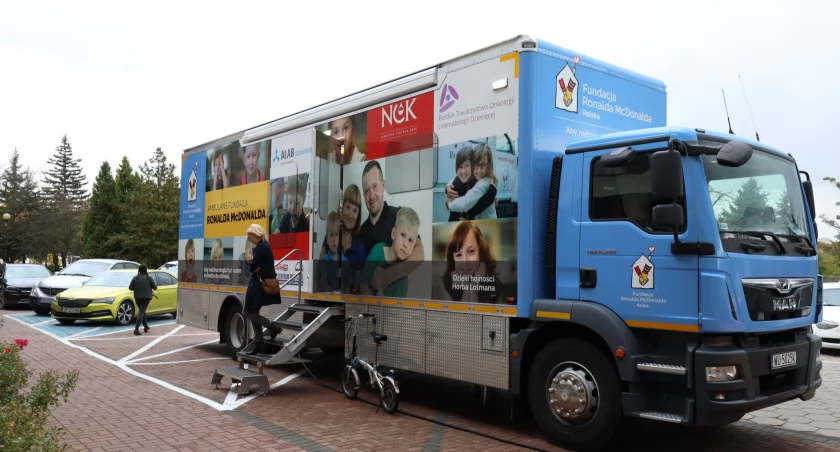 26 października w Radomsku pojawił się ambulans Fundacji Ronalda McDonalda. Lekarze prowadzili badania ultrasonograficzne dzieci