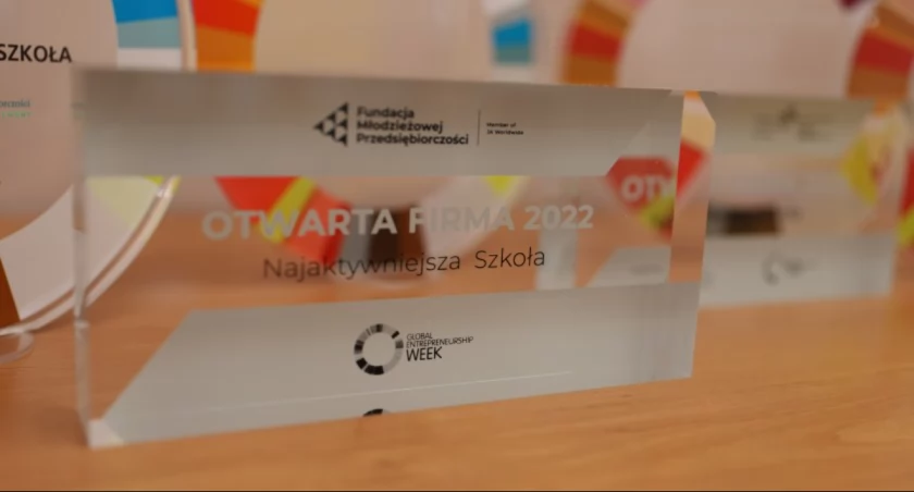 Zespół Szkół Ekonomicznych w Radomsku po raz kolejny bierze udział w programie „Otwarta Firma”