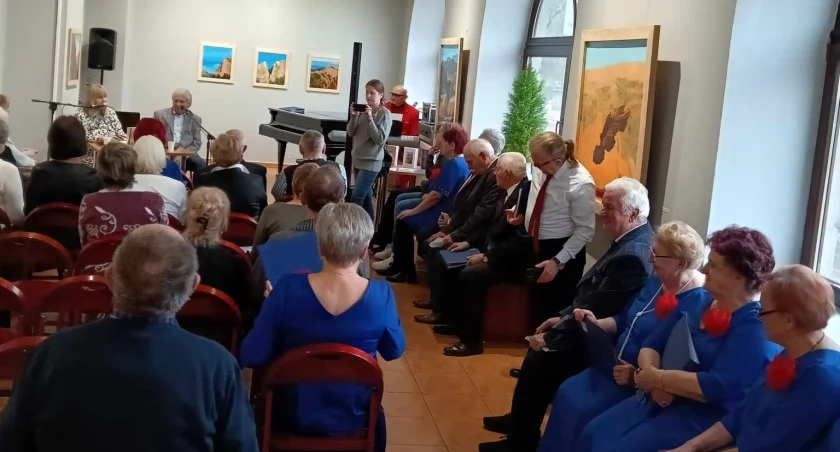 Spotkanie autorskie Mirosława Góreckiego. RUTW Wiem Więcej zaprosił do galerii radomszczańskiego muzeum